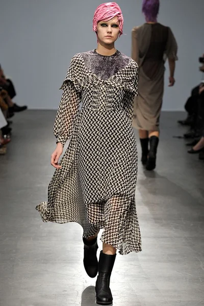 Look 20